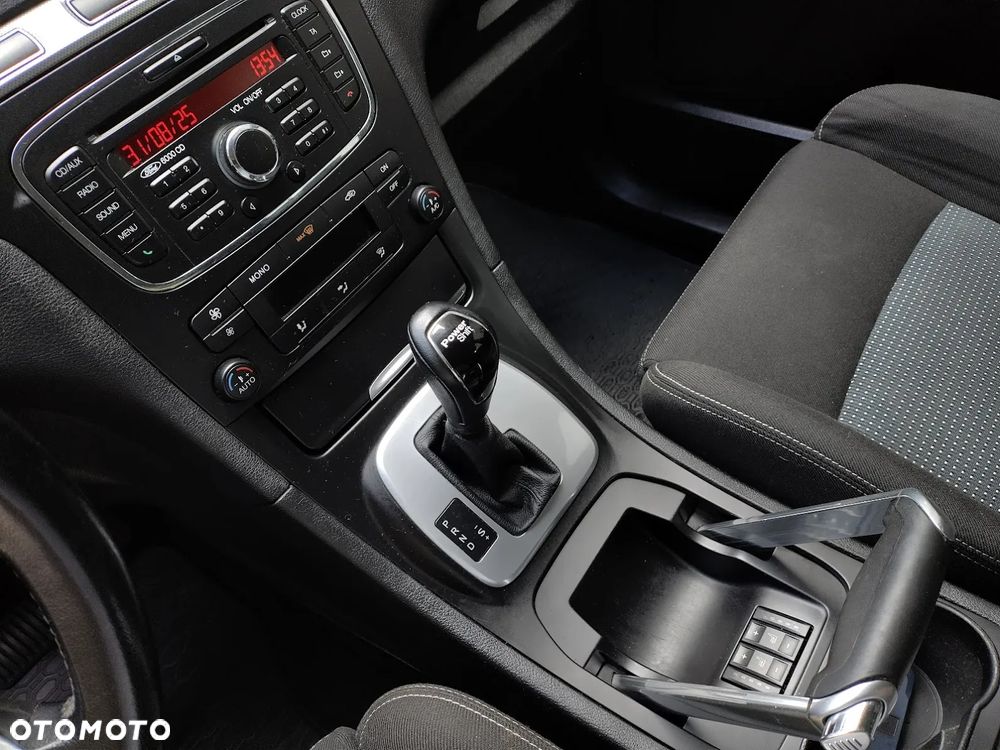 Ford S-Max 2.0 TDCi DPF Titanium - 16