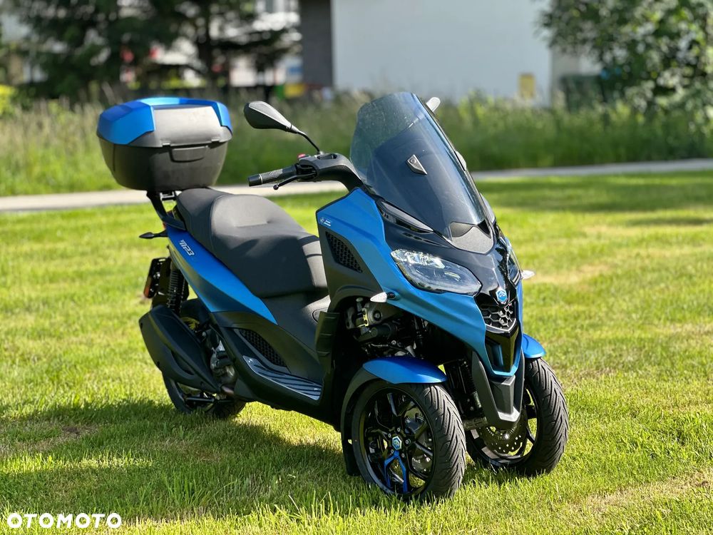 Piaggio MP-3 - 21