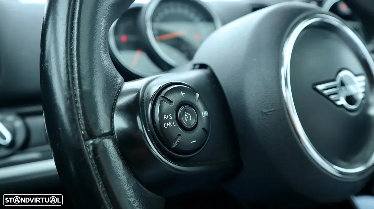 MINI Countryman Cooper SE ALL4 Auto - 31