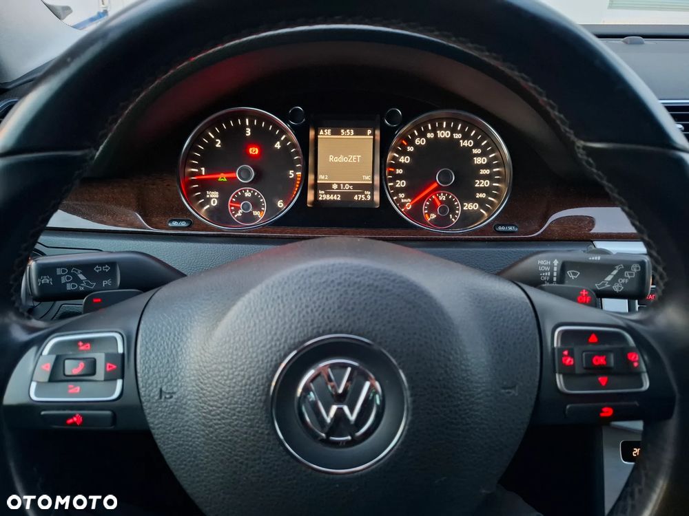 Volkswagen Passat 2.0 TDI Highline DSG - 15
