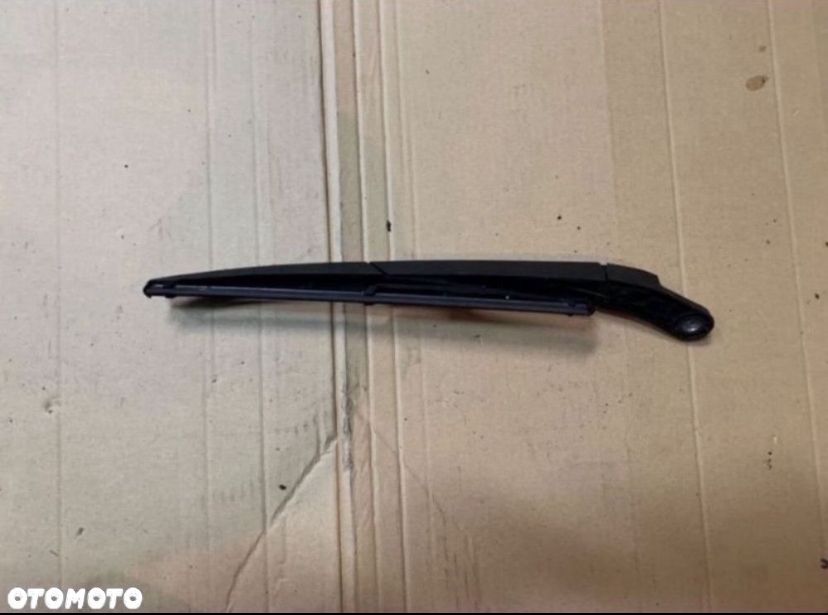 Ramię tylnej wycieraczki tył kombi Peugeot 407 - 2