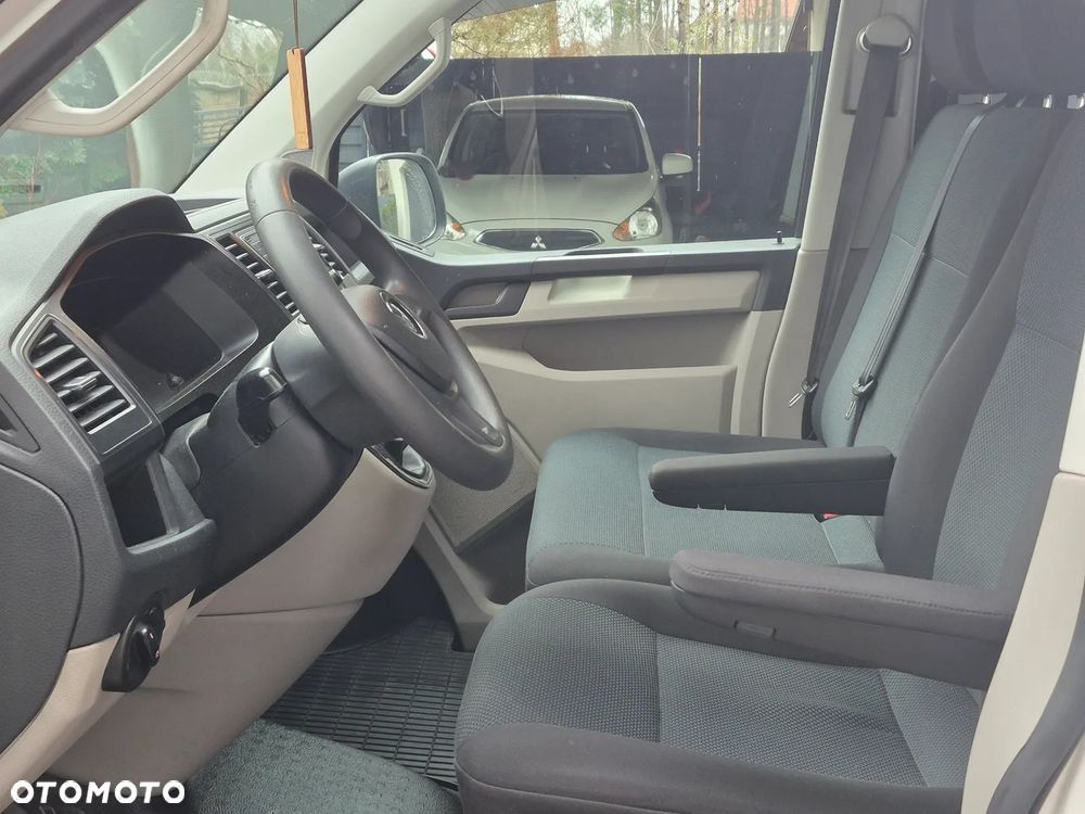 Volkswagen Transporter L2H1 Plus Trendline - 11