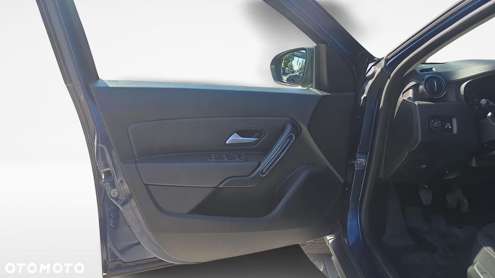 Dacia Duster 1.6 SCe Laureate S&S - 10