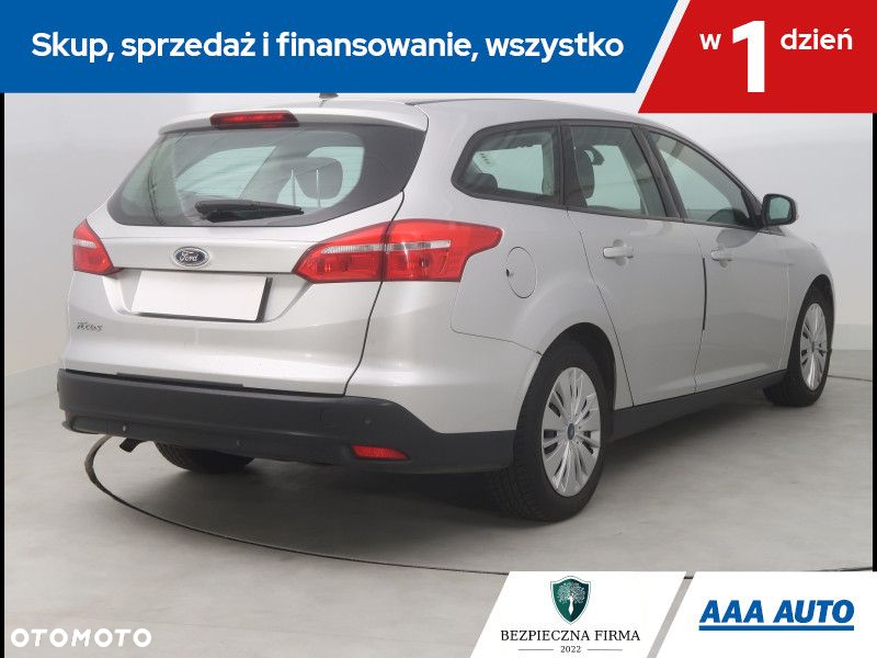 Ford Focus - 6