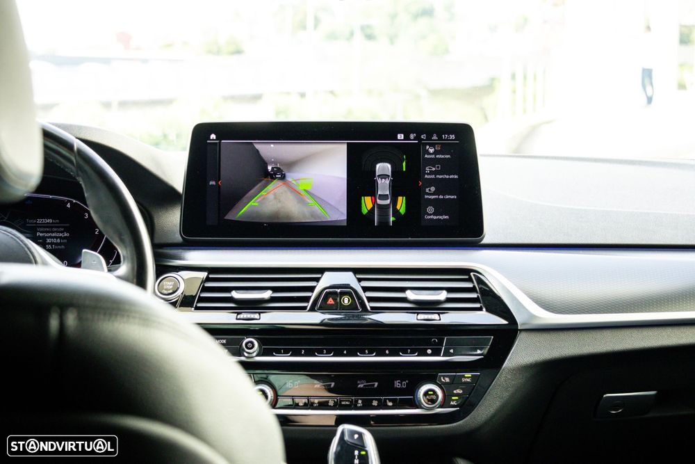 BMW 520 d Pack M Auto - 42