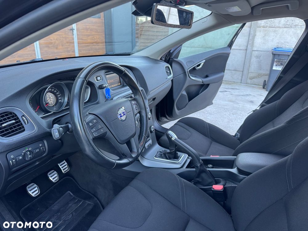 Volvo V40 D2 Drive-E Base - 23