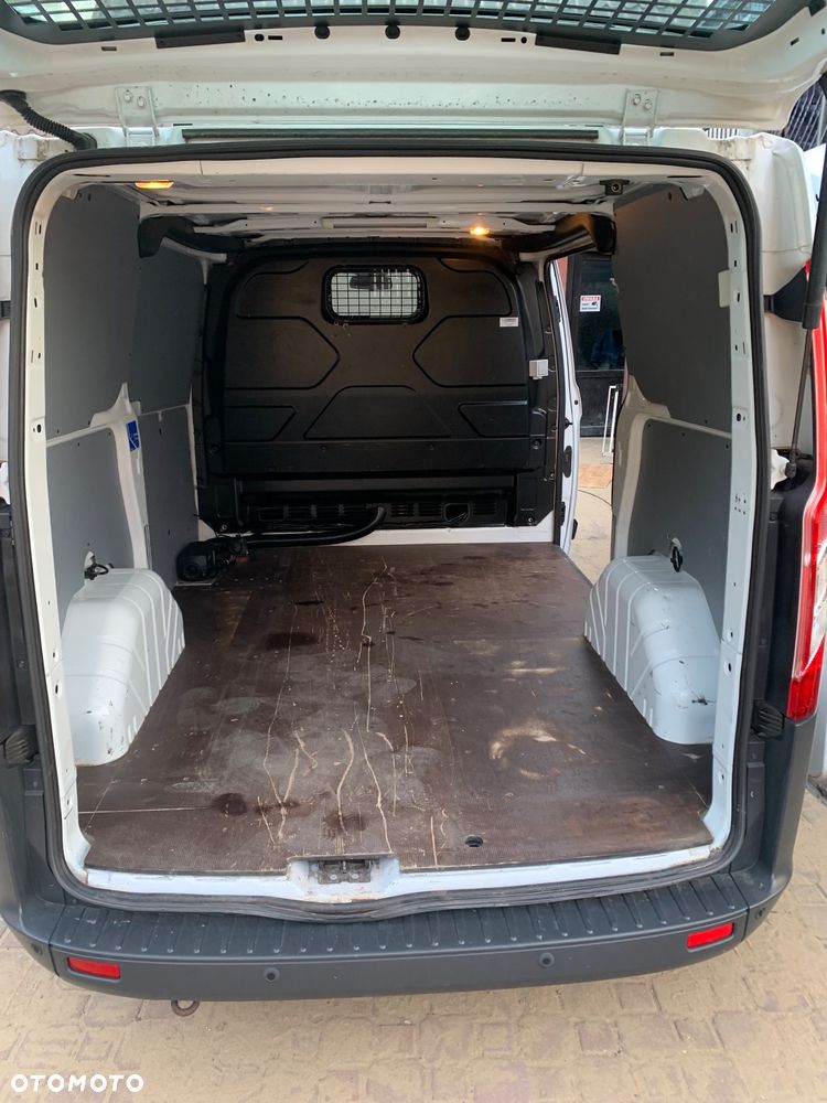 Ford Transit Custom L1H1 VA Trend - 17