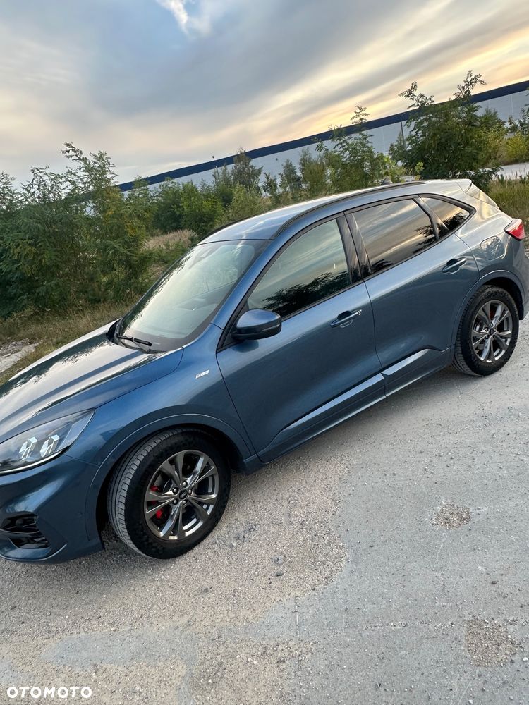 Ford Kuga - 3