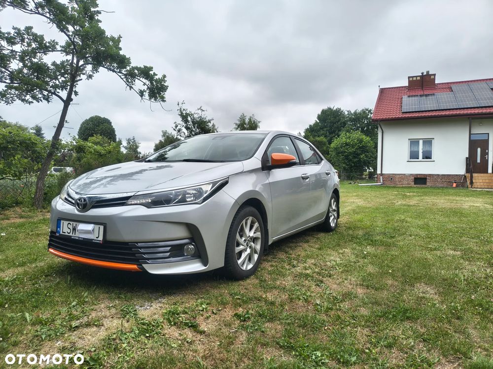 Toyota Corolla 1.6 Comfort - 2