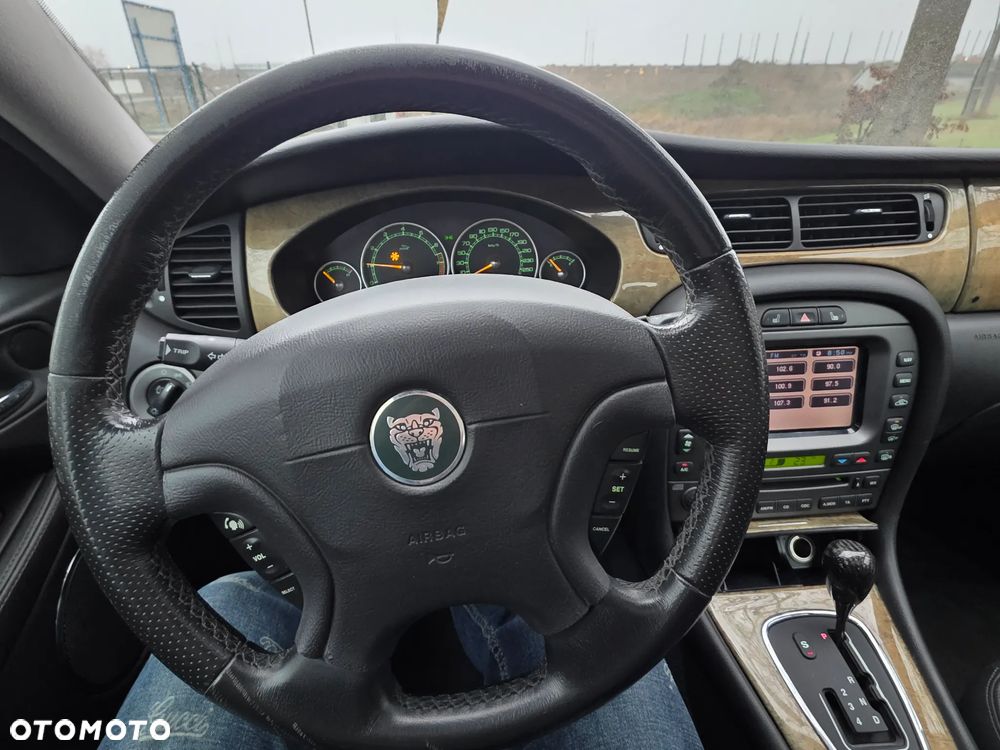 Jaguar X-Type 3.0 Sport - 13