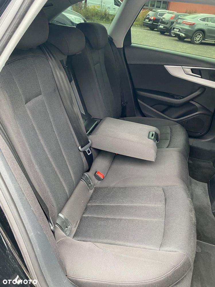 Audi A4 Avant 2.0 TDI S tronic - 18