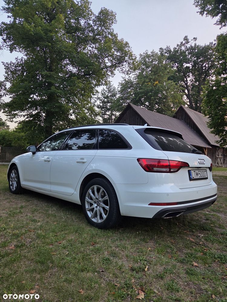 Audi A4 Avant - 2