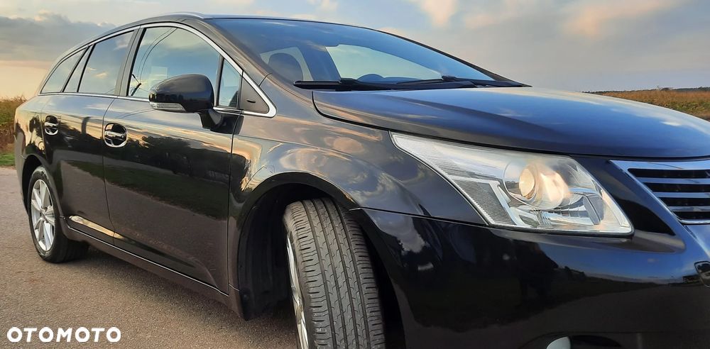 Toyota Avensis 1.6 Luna EU5 - 7