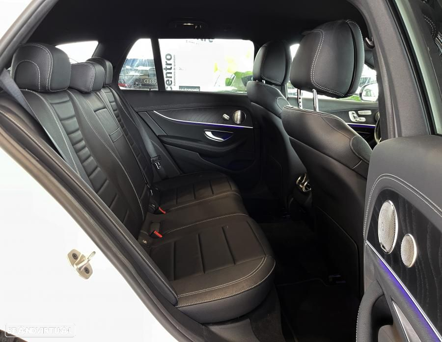 Mercedes-Benz E 300 de AMG Line - 39