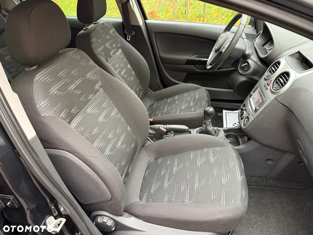 Opel Corsa - 20