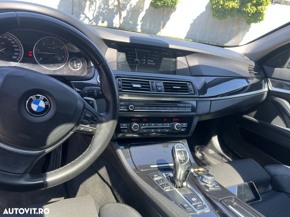 BMW Seria 5 520d - 8