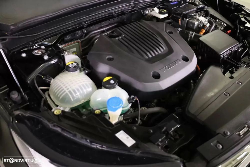 Volvo XC 40 1.5 T5 PHEV Momentum Plus - 8