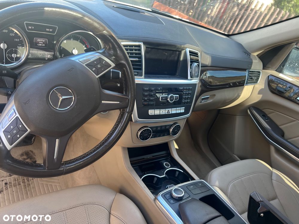 Mercedes-Benz GL - 10