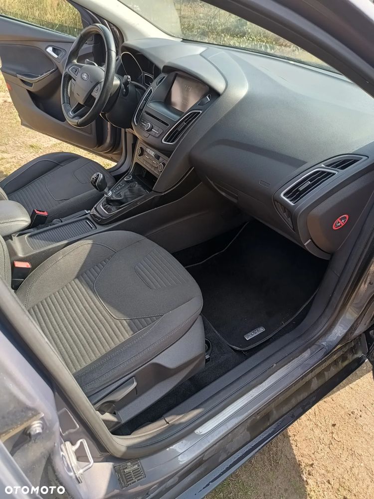 Ford Focus 1.0 EcoBoost Start-Stopp-System TITANIUM - 7