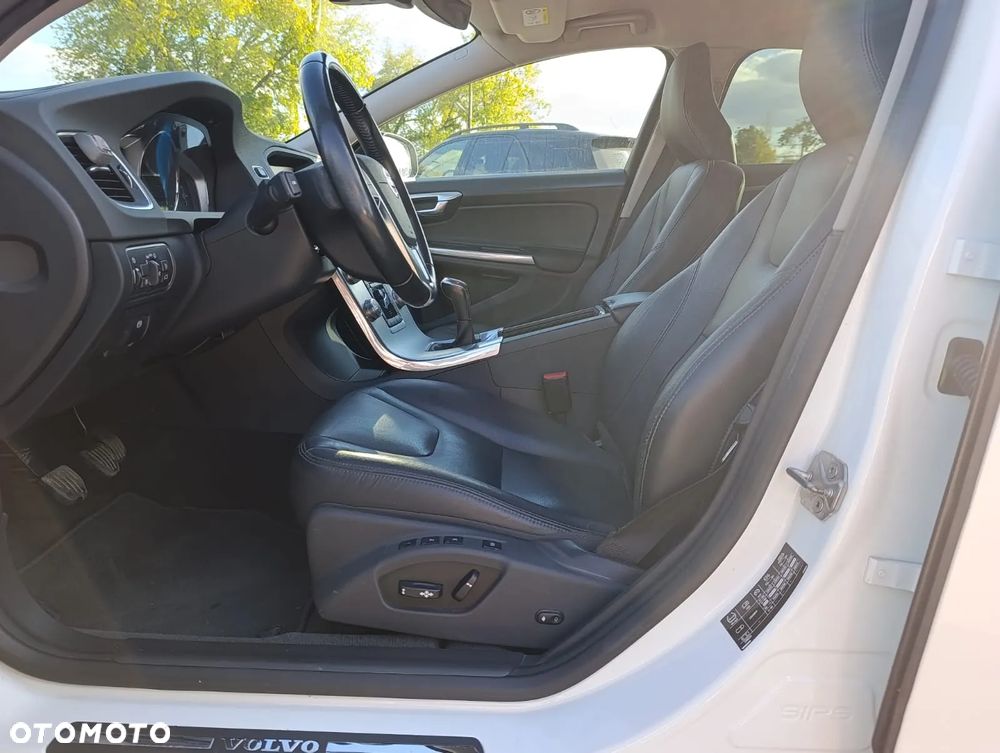 Volvo V60 T3 Summum - 7