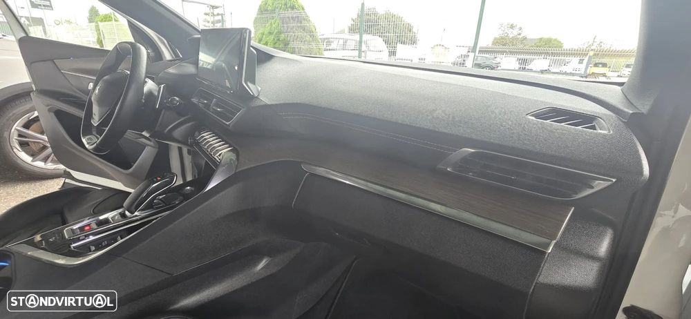 Peugeot 3008 1.6 Hybrid4 GT Pack e-EAT8 - 40