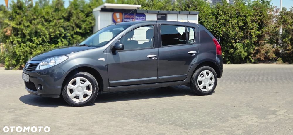 Dacia Sandero 1.2 16V Laureate - 7