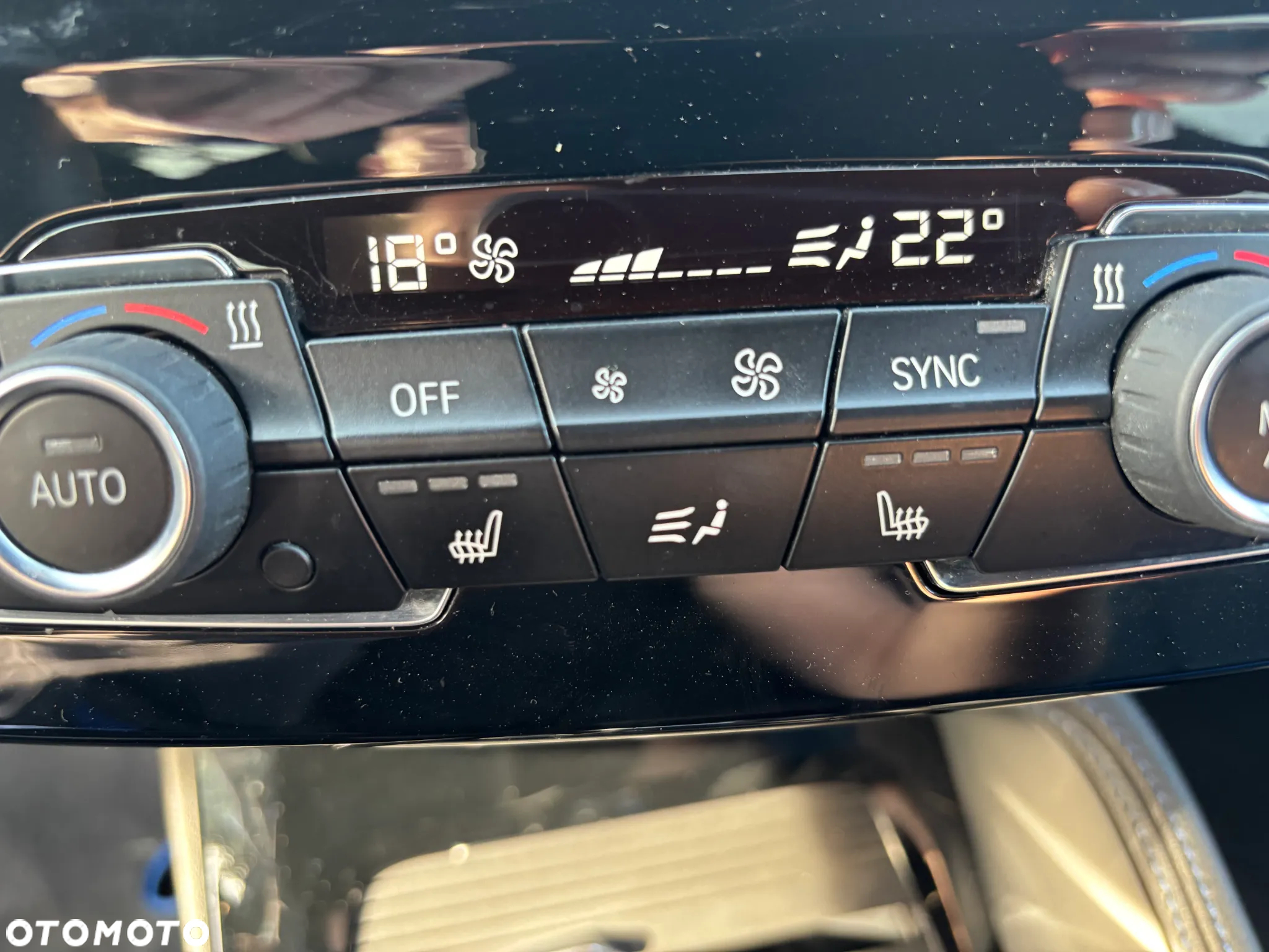 BMW X2 sDrive18d - 14
