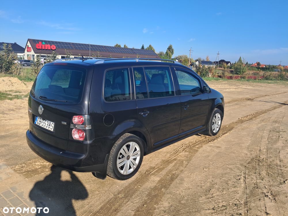 Volkswagen Touran 1.9 TDI R-Line Edition - 18