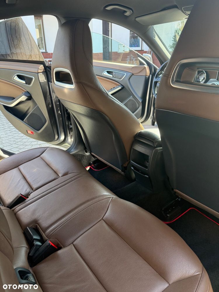Mercedes-Benz CLA 200 (CDI) d 4Matic 7G-DCT - 24