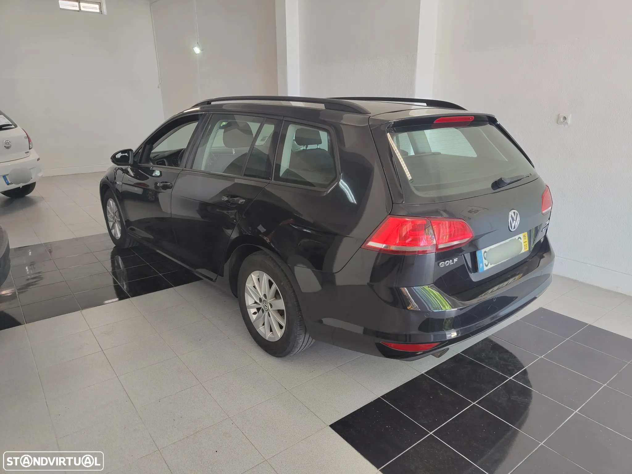 VW Golf Variant 1.6 TDi BlueMotion Trendline - 2