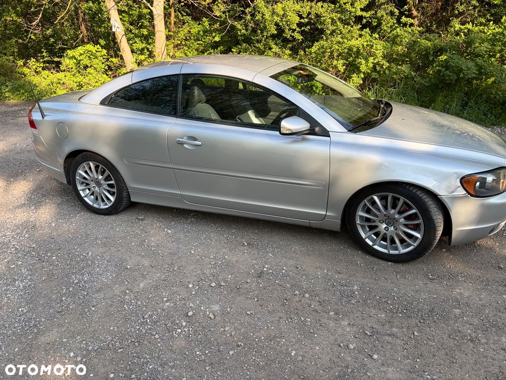 Volvo C70 2.4i Momentum - 26