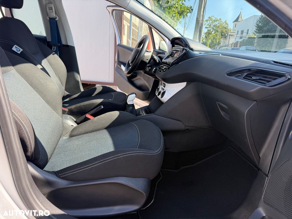 Peugeot 208 PureTech 68 Like - 23