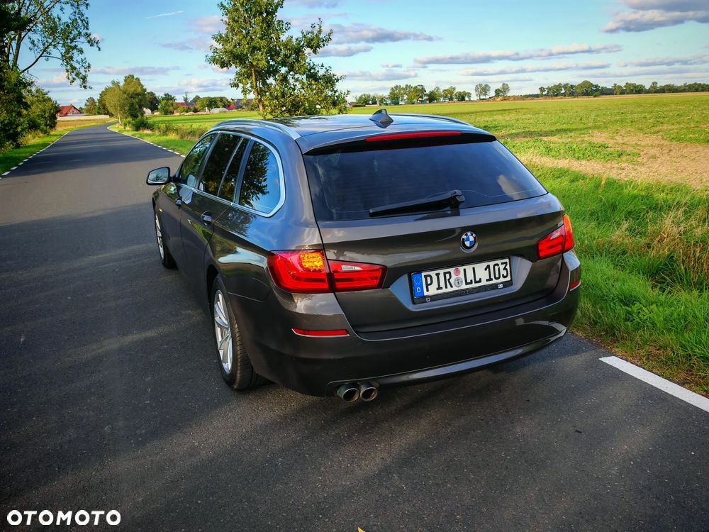 BMW Seria 5 520d Touring - 14