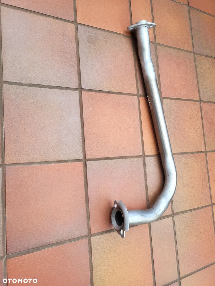 Rura kolektorowa Renault   R19 1.4I  Hatchback .Chamade  78 km,75 km    92-2001 7700805748 - 1