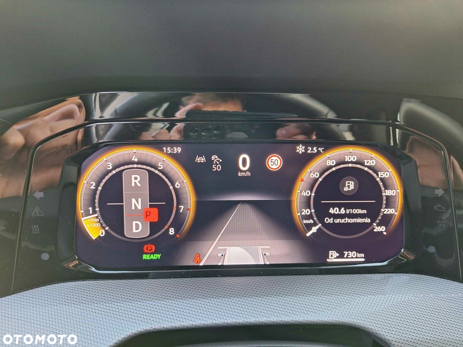 Volkswagen Golf - 12