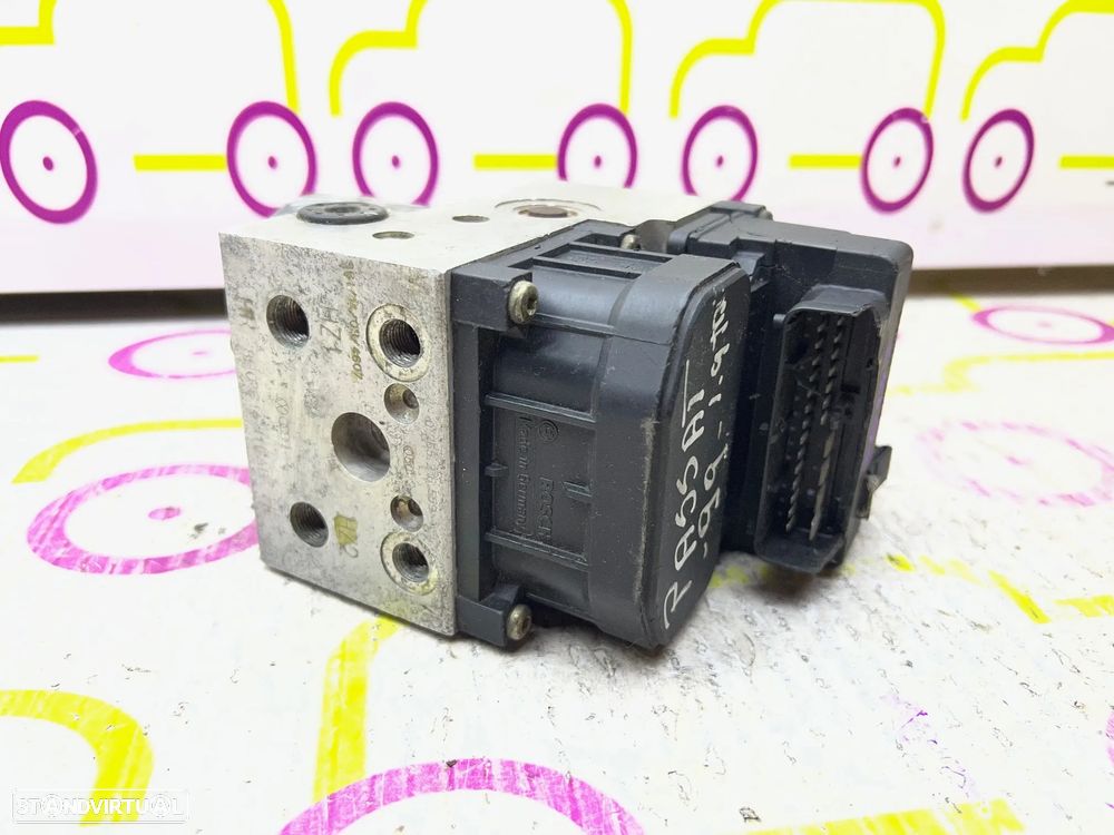 Módulo ABS VW PASSAT (B5)  1.9 TDI Ref. 8E0614111AB - NO. 70173 - 2