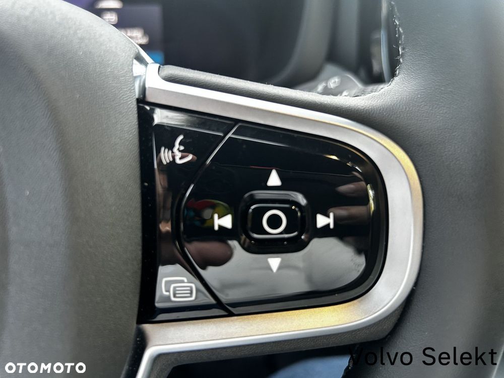 Volvo XC 60 - 25