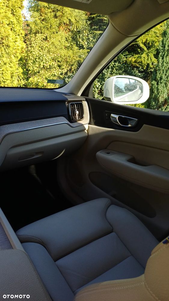 Volvo XC 60 T4 Inscription - 11