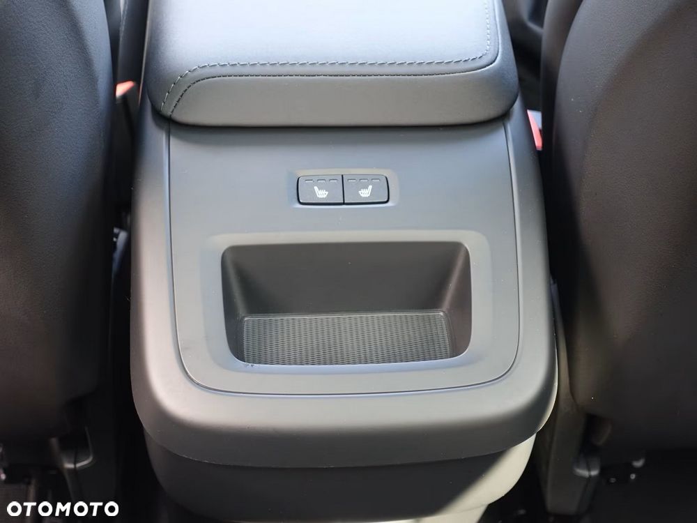 Volvo XC 60 B5 B AWD Plus Black Edition - 24