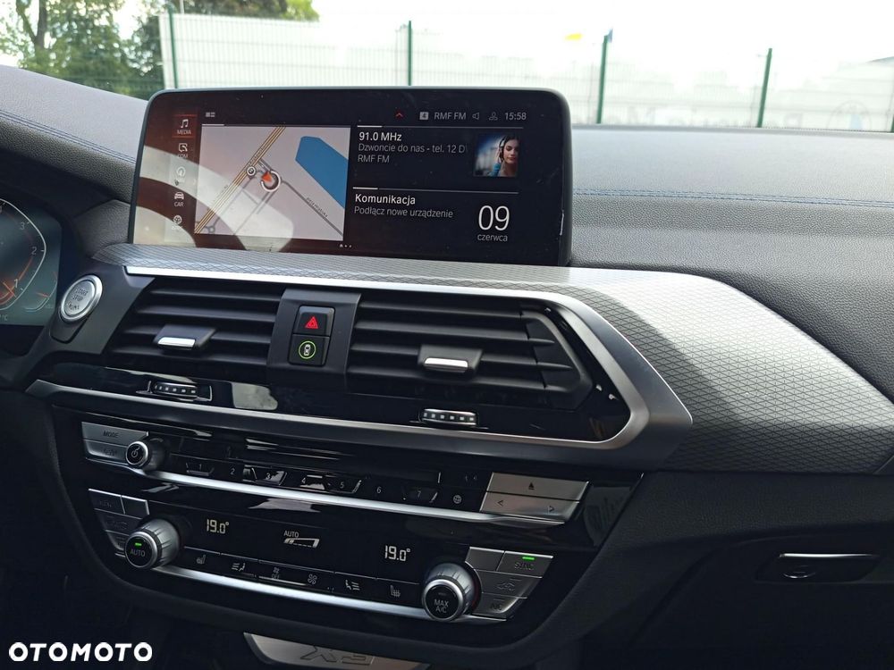 BMW X3 - 16