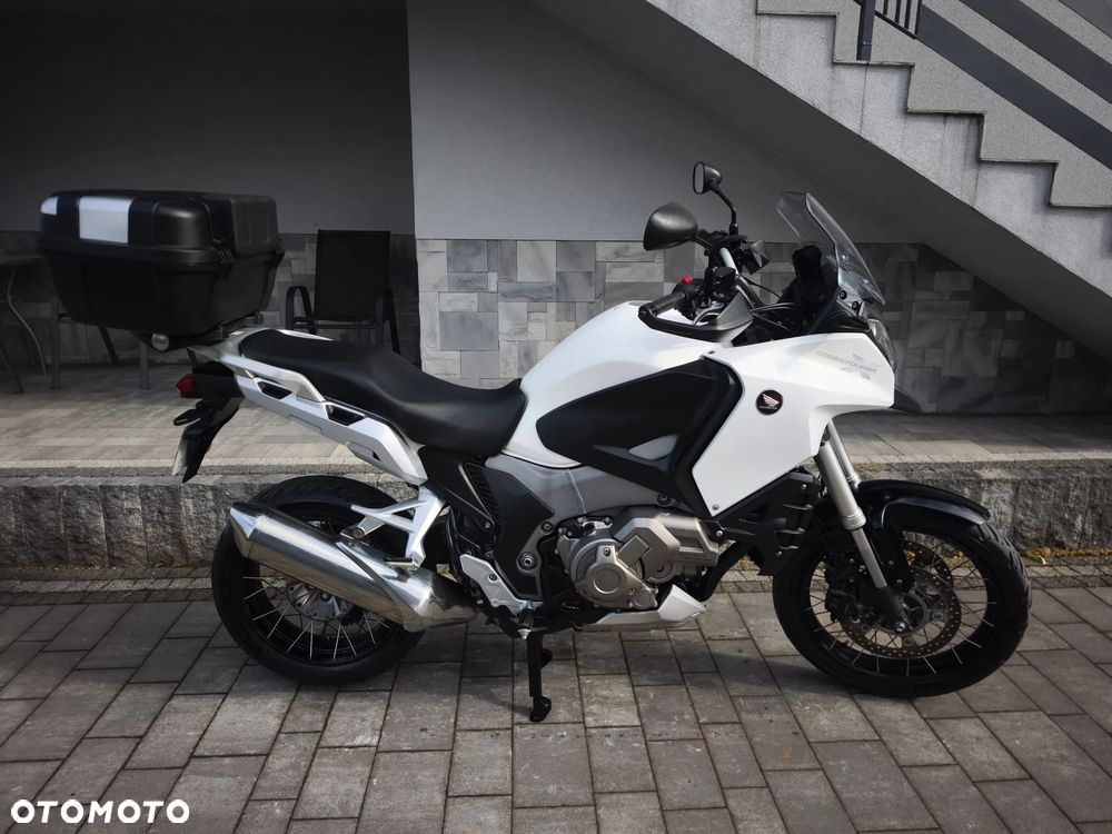 Honda VFR - 1