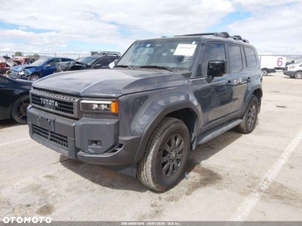 Toyota Land Cruiser - 3