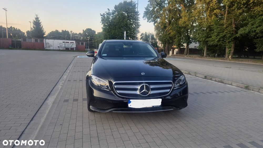 Mercedes-Benz Klasa E 200 9G-TRONIC - 2