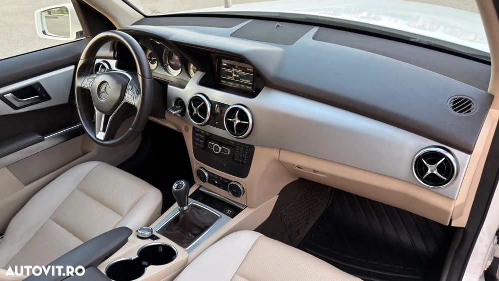 Mercedes-Benz GLK - 6