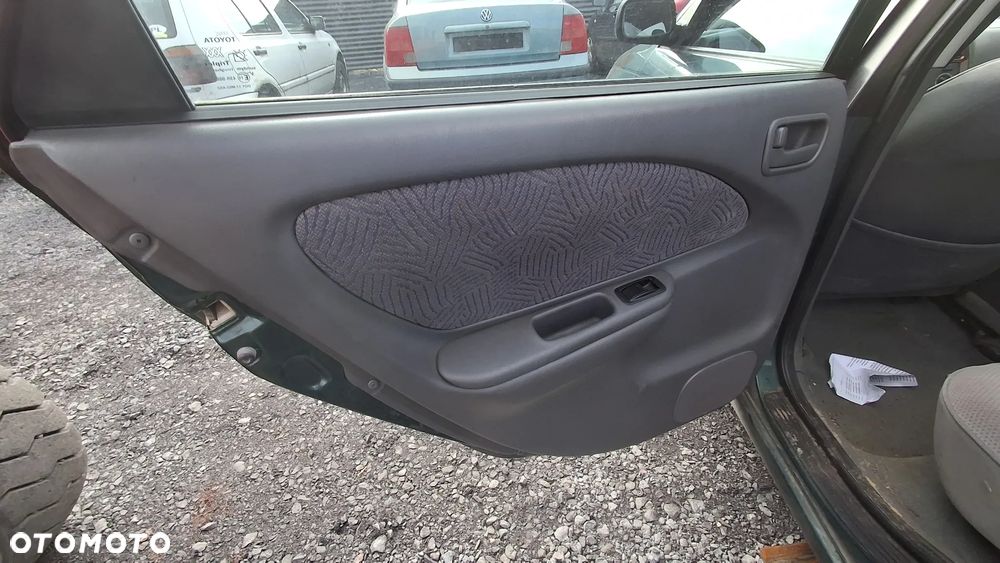TOYOTA AVENSIS T22 HB DRZWI LEWY TYŁ TYLNE LEWE KOMPLETNE 6P3 nr. 59/3 - 2