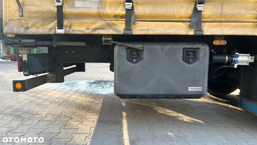 Schmitz Cargobull Varios S01 mega standard - 12