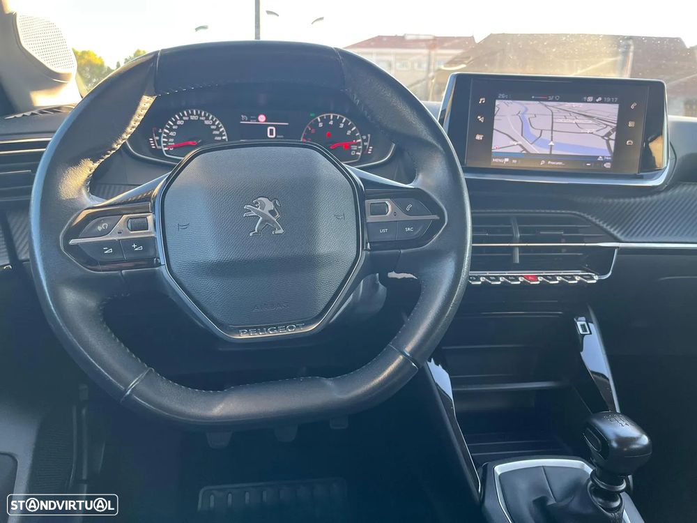 Peugeot 208 1.2 PureTech Active - 19
