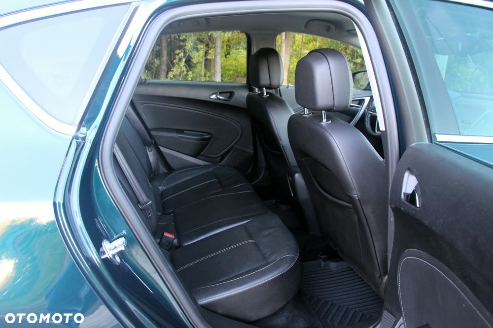 Opel Astra - 36