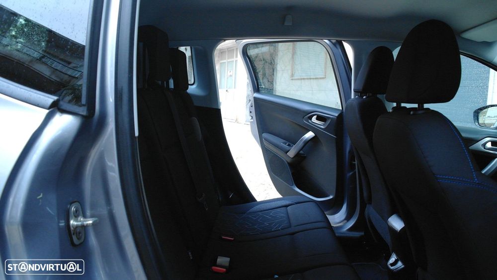 Peugeot 2008 1.2 PureTech Style - 18