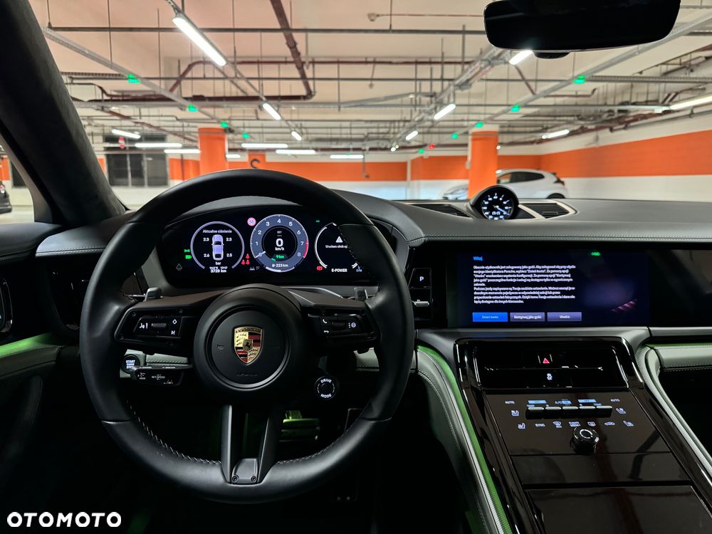 Porsche Panamera 4 E-Hybrid - 13
